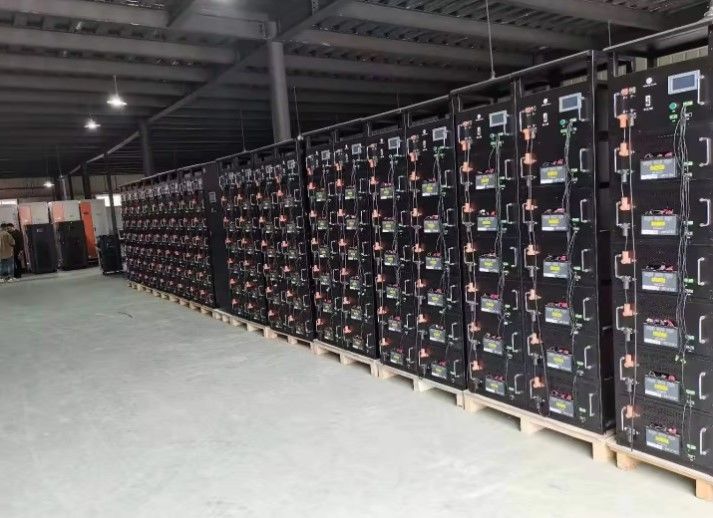 ESS 10 년 수명 야외 배터리 캐비닛 1MWh 5MWh 10MWh 20ft 40ft 컨테이너 태양 배터리 에너지 저장 시스템